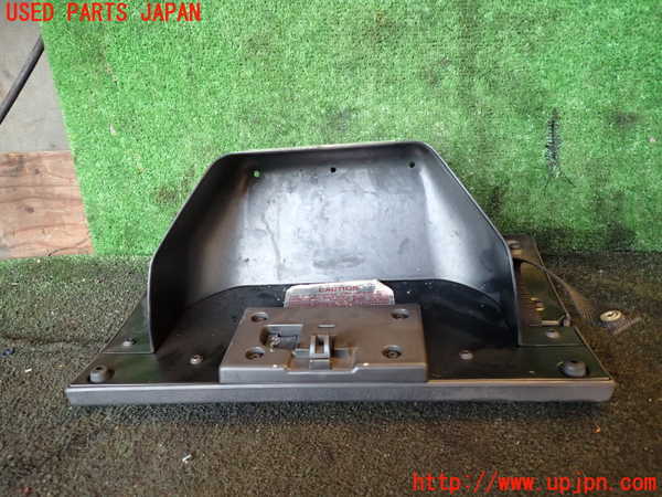 1UPJ-25267516]ジープ・ラングラー(TJ40S)グローブボックス1 中古_m0002.jpg