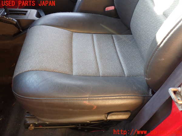 1UPJ-25267065]ジープ・ラングラー(TJ40S)助手席シート 中古_m0003.jpg