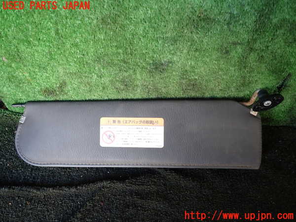 1UPJ-25267625]ジープ・ラングラー(TJ40S)室内サンバイザー右側 中古_m0002.jpg