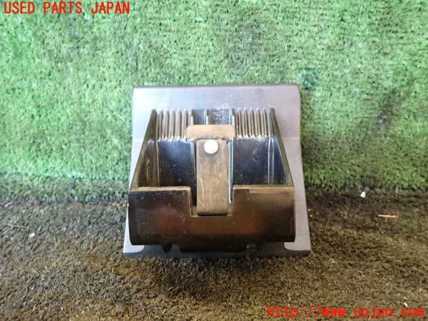 1UPJ-25267821]ジープ・ラングラー(TJ40S)灰皿1 中古_m0003.jpg