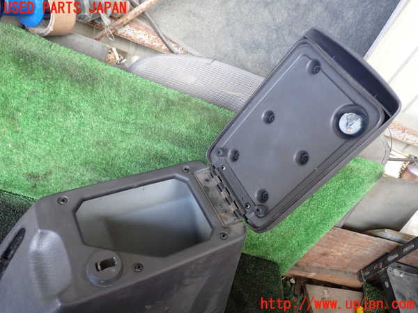 1UPJ-25267540]ジープ・ラングラー(TJ40S)センターコンソール 中古_m0003.jpg