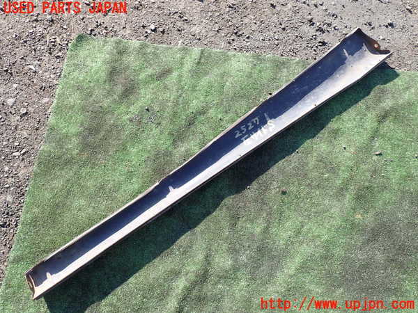 5UPJ-25271392]VW ビートル(タイプ1)(不明)左サイドステップ 中古_m0002.jpg