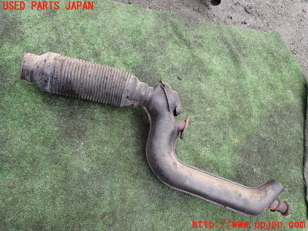 5UPJ-25272042]VW ビートル(タイプ1)(不明)エキマニ2 中古_m0003.jpg