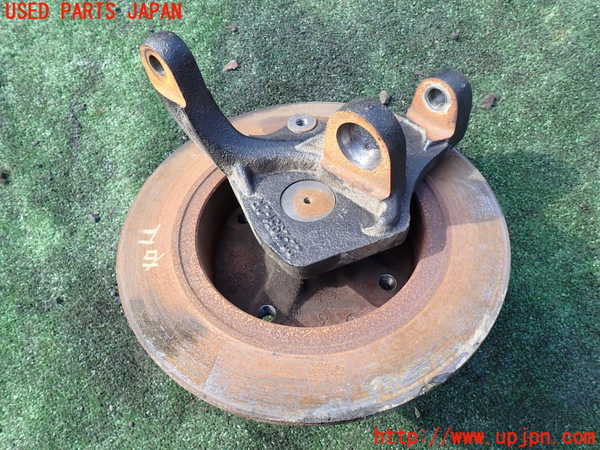 5UPJ-25274290]VW ビートル(タイプ1)(不明)右フロントナックルハブ 中古_m0002.jpg