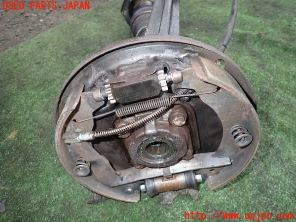 5UPJ-25274305]VW ビートル(タイプ1)(不明)左リアナックルハブ 中古_m0003.jpg