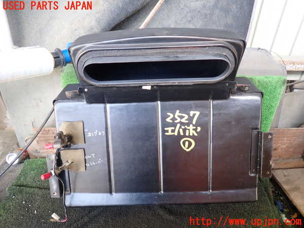 1UPJ-25276081]VW ビートル(タイプ1)(不明)エバポレーター1 中古_m0001.jpg
