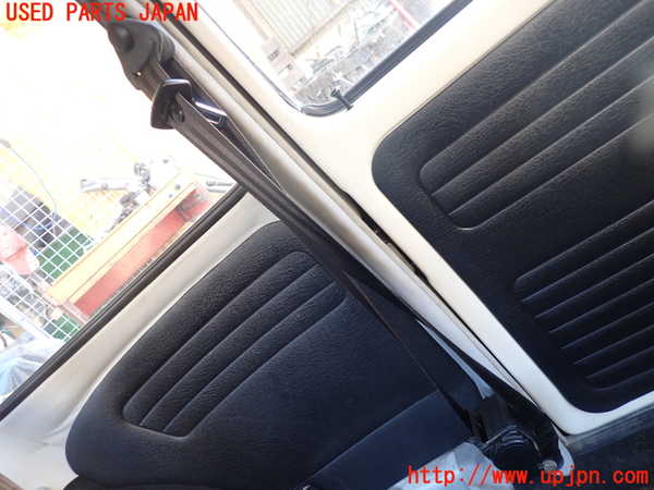 5UPJ-25277045]VW ビートル(タイプ1)(不明)運転席シートベルト 中古_m0001.jpg