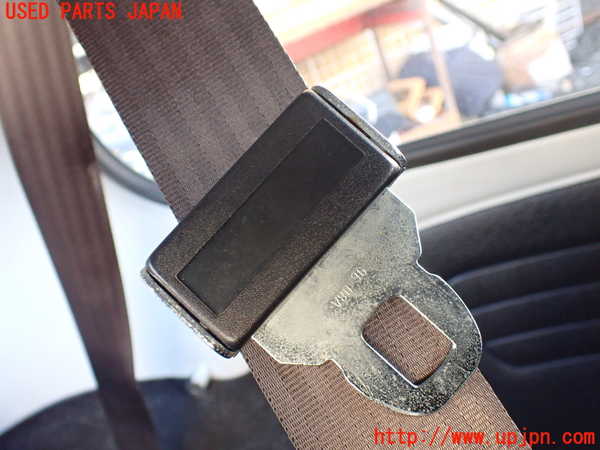 5UPJ-25277185]VW ビートル(タイプ1)(不明)左2列目シートベルト 中古_m0002.jpg