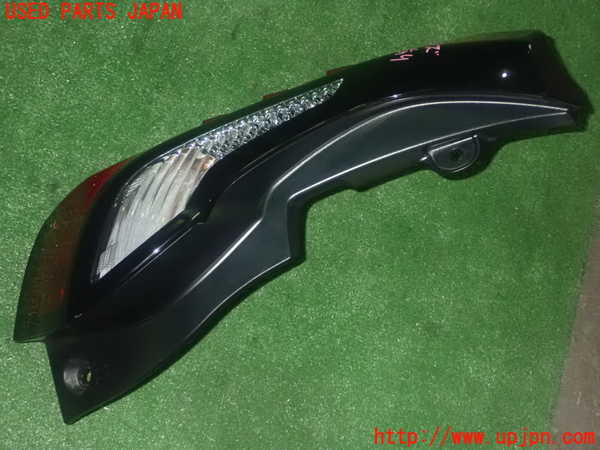 1UPJ-25281536]アクア(AQUA)(MXPK11)左テールランプ 中古_m0002.jpg