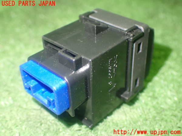 1UPJ-25286309]アクア(AQUA)(MXPK11)スイッチ4 (ヘッドランプレベリング) 中古_m0003.jpg