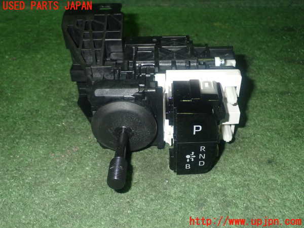 1UPJ-25287555]アクア(AQUA)(MXPK11)ATシフトレバー 中古_m0001.jpg