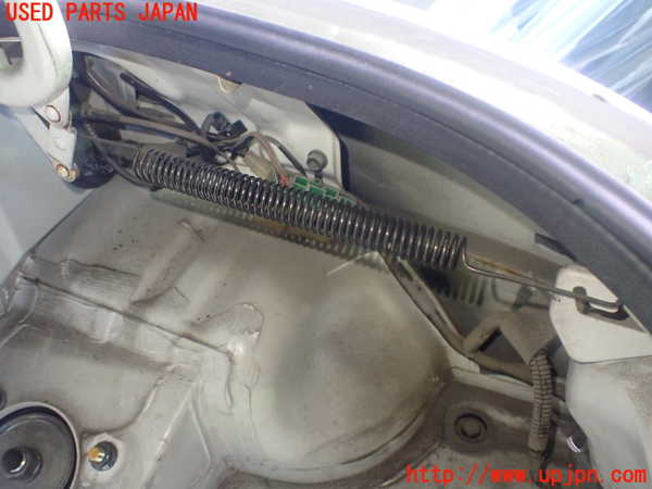 1UPJ-25291506]カプチーノ(EA11R)トランクダンパー 中古_m0001.jpg
