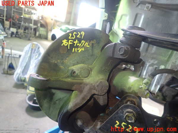 1UPJ-25294290]カプチーノ(EA11R)右フロントナックルハブ 中古_m0002.jpg