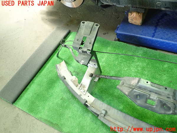 1UPJ-25311014]BMW 650i クーペ E63 (EH48)フロントバンパーホースメント 中古_m0003.jpg
