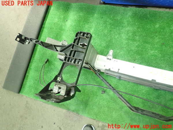 1UPJ-25311014]BMW 650i クーペ E63 (EH48)フロントバンパーホースメント 中古_m0005.jpg
