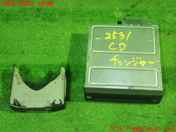 1UPJ-25316505]BMW 650i クーペ E63 (EH48)CDチェンジャー 中古_m0001.jpg