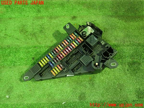 1UPJ-25316741]BMW 650i クーペ E63 (EH48)ヒューズボックス1 中古_m0001.jpg