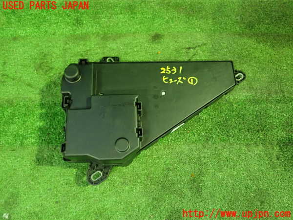 1UPJ-25316741]BMW 650i クーペ E63 (EH48)ヒューズボックス1 中古_m0002.jpg