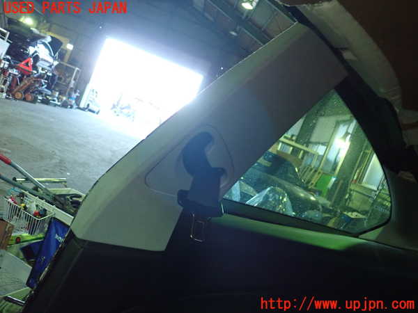 1UPJ-25317675]BMW 650i クーペ E63 (EH48)右リアピラートリム 中古_m0002.jpg