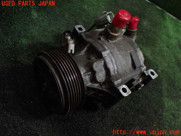 5UPJ-25326025]ロータス・エキシージ(1117-)エアコンコンプレッサー 中古_m0001.jpg