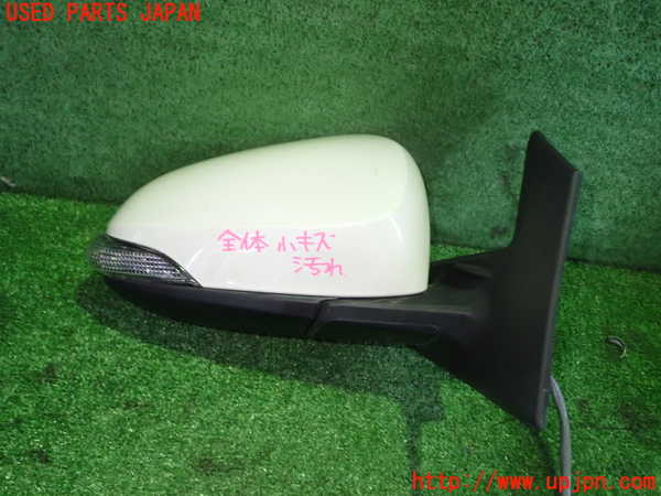 1UPJ-25331210]アクア(AQUA)(NHP10)右ドアミラー ジャンク部品取り_m0001.jpg