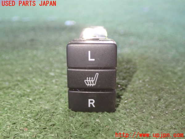 5UPJ-25336311]アクア(AQUA)(NHP10)スイッチ6 (シートヒーター) 中古_m0001.jpg