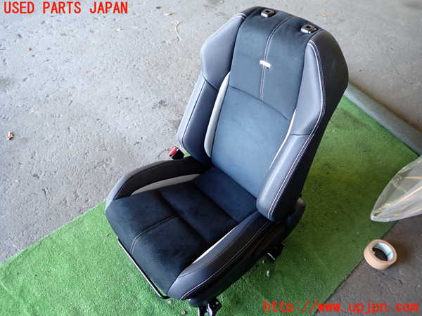 5UPJ-25337065]アクア(AQUA)(NHP10)助手席シート 中古_m0001.jpg