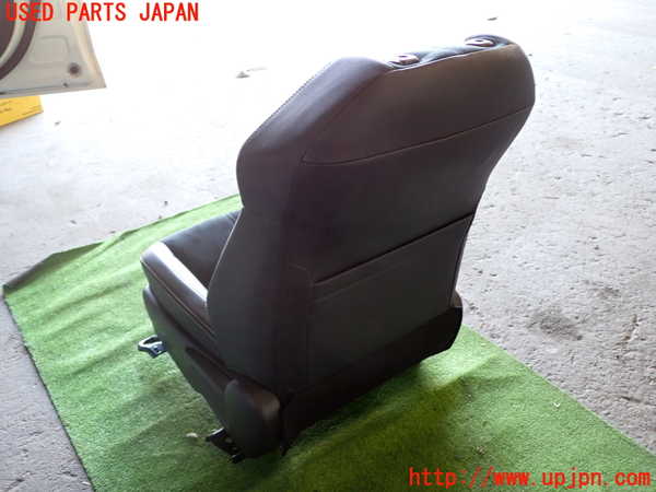5UPJ-25337065]アクア(AQUA)(NHP10)助手席シート 中古_m0004.jpg