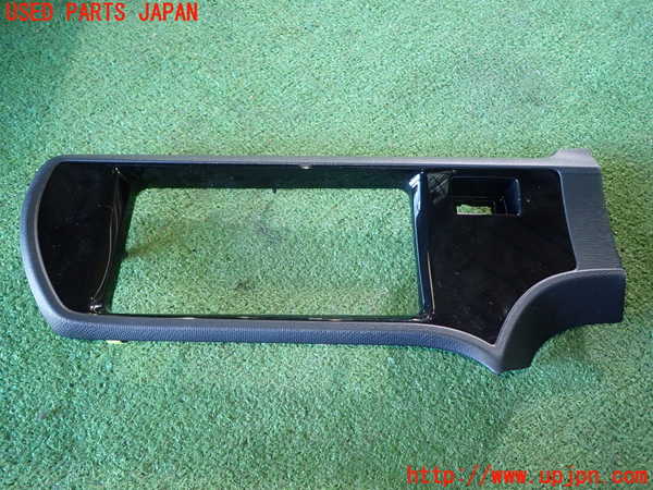 5UPJ-25337691]アクア(AQUA)(NHP10)内装トリム類1 中古_m0001.jpg