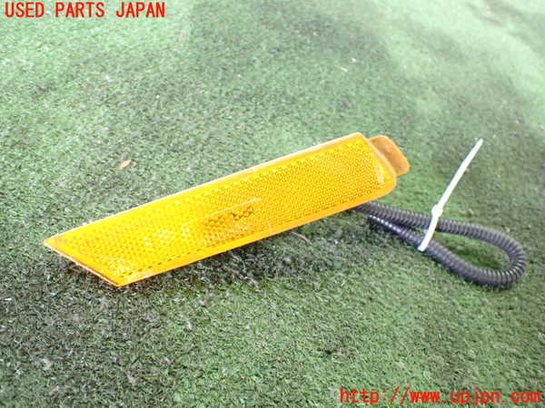 2UPJ-25341150]シボレー・カマロ(不明)右コーナーランプ 中古_m0001.jpg