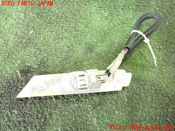 2UPJ-25341150]シボレー・カマロ(不明)右コーナーランプ 中古_m0002.jpg