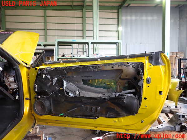2UPJ-25341230]シボレー・カマロ(不明)右ドア 43R-001237 M105 中古_m0003.jpg