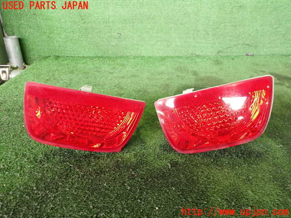2UPJ-25341530]シボレー・カマロ(不明)右テールランプ 中古_m0001.jpg