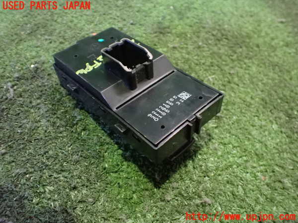 2UPJ-25346240]シボレー・カマロ(不明)右前パワーウィンドウスイッチ 中古_m0002.jpg