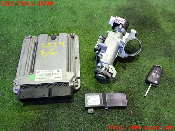 2UPJ-25346110]シボレー・カマロ(不明)エンジンコンピューター 中古_m0001.jpg