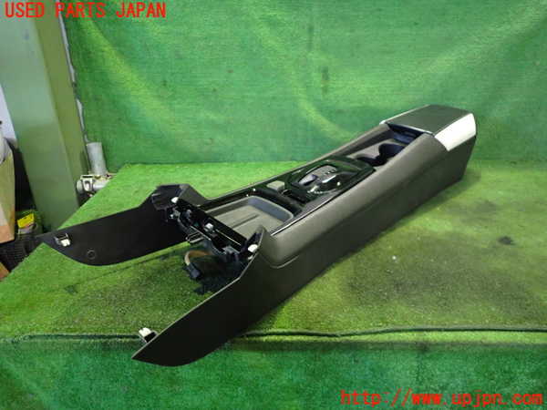 2UPJ-25347540]シボレー・カマロ(不明)センターコンソール 中古_m0001.jpg