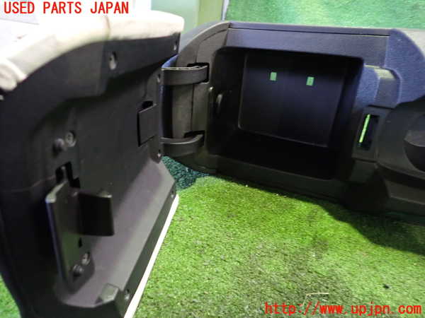 2UPJ-25347540]シボレー・カマロ(不明)センターコンソール 中古_m0003.jpg