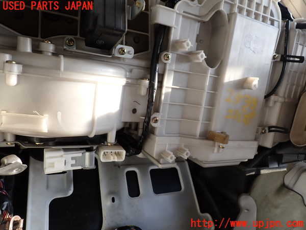 2UPJ-25356081]ソアラ(JZZ31)エバポレーター1 中古_m0005.jpg