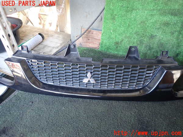 1UPJ-25361050]デリカ スペースギア(PD6W)ラジエターグリル 中古_m0002.jpg
