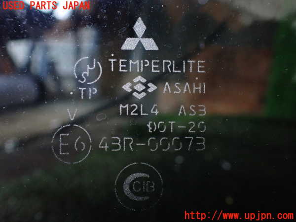 1UPJ-25361370]デリカ スペースギア(PD6W)右サイドセンターガラス 43R-00073 中古_m0002.jpg