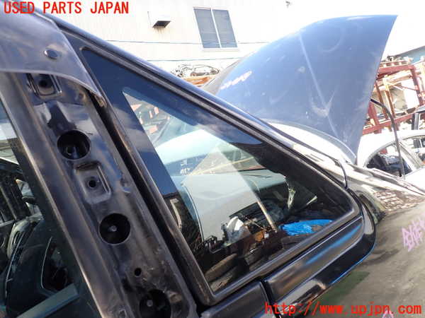 1UPJ-25361200]デリカ スペースギア(PD6W)右フロント三角窓ガラス 43R-00033 中古_m0001.jpg