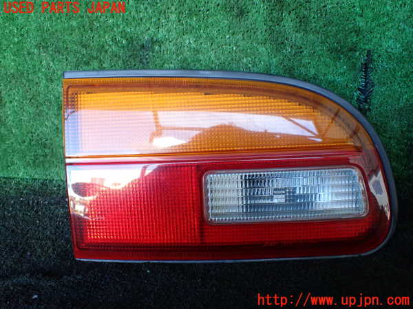 1UPJ-25361552]デリカ スペースギア(PD6W)左リアフィニッシャー 中古_m0001.jpg