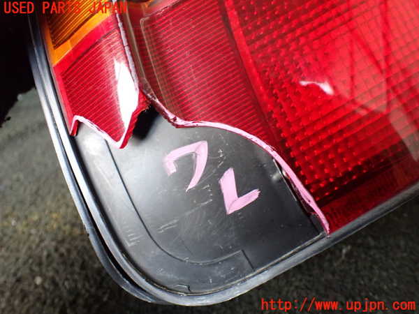 1UPJ-25361536]デリカ スペースギア(PD6W)左テールランプ 中古_m0002.jpg
