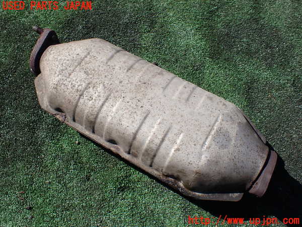 1UPJ-25362661]デリカ スペースギア(PD6W)触媒1 中古_m0003.jpg