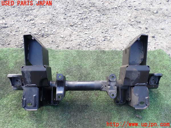 5UPJ-25365285]デリカ スペースギア(PD6W)フロントメンバー 中古_m0002.jpg