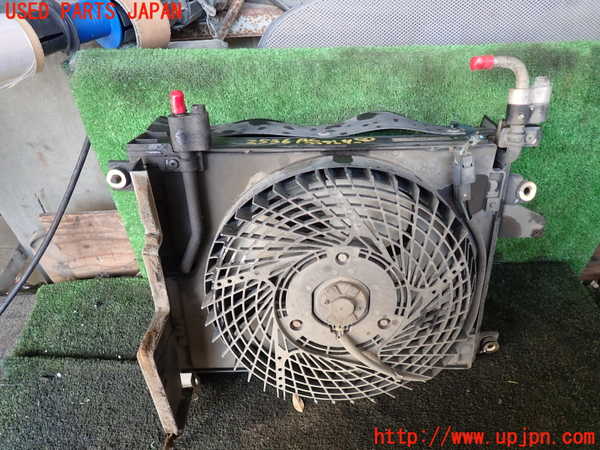 1UPJ-25366032]デリカ スペースギア(PD6W)エアコンコンデンサー2 中古_m0001.jpg