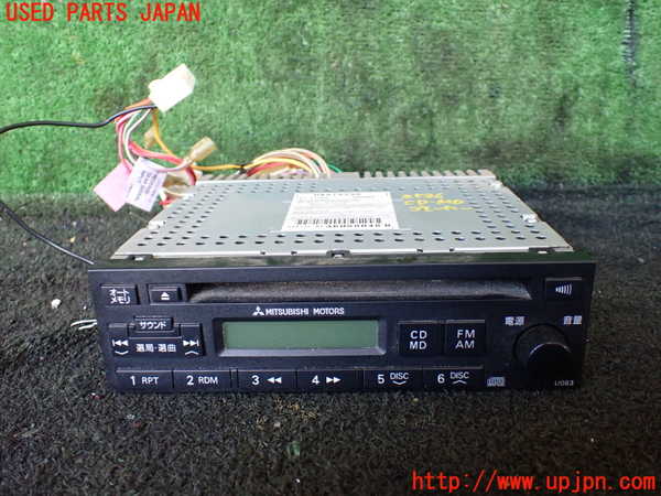 1UPJ-25366500]デリカ スペースギア(PD6W)CD&MDプレイヤー 中古_m0001.jpg