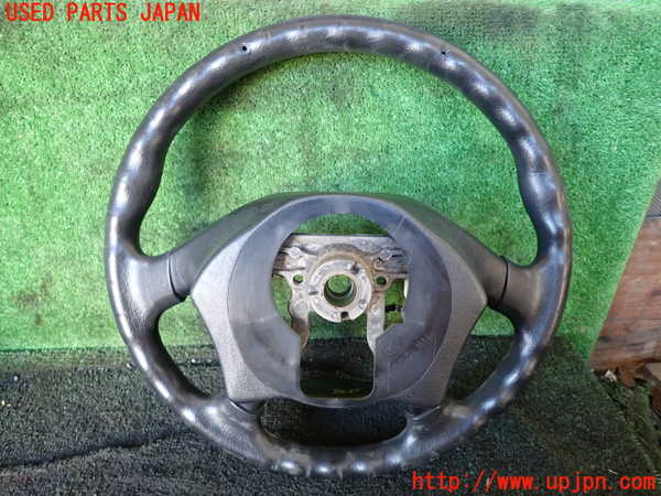 5UPJ-25367855]デリカ スペースギア(PD6W)ステアリングホイール 中古_m0003.jpg