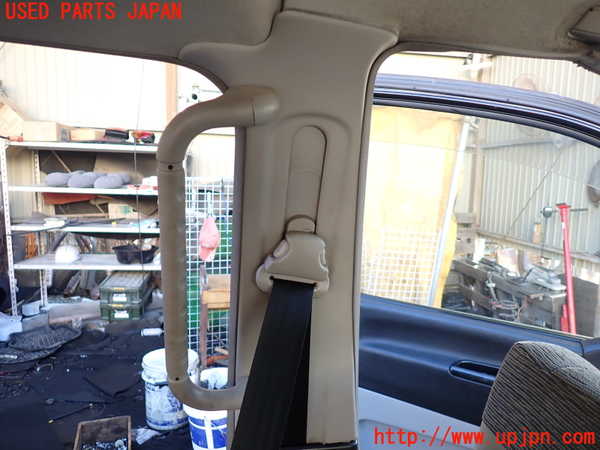 5UPJ-25367670]デリカ スペースギア(PD6W)左センターピラートリム 中古_m0002.jpg