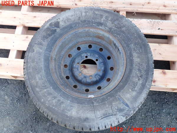 1UPJ-25369601]デリカ スペースギア(PD6W)スペアタイヤ1 中古_m0004.jpg